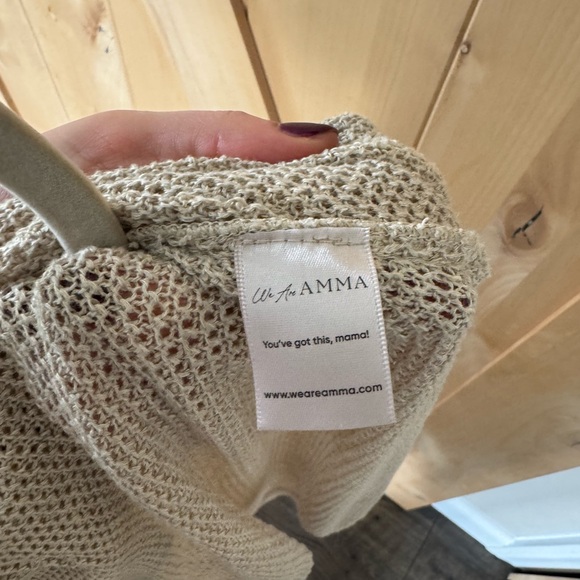 Breast feeding sweater poncho - Picture 2 of 3